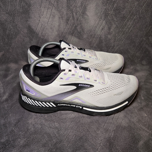 Brooks Shoes - Brooks Adrenaline GTS 23 Running Shoes Womens Sz 11B Athletic Sneakers Trainers.